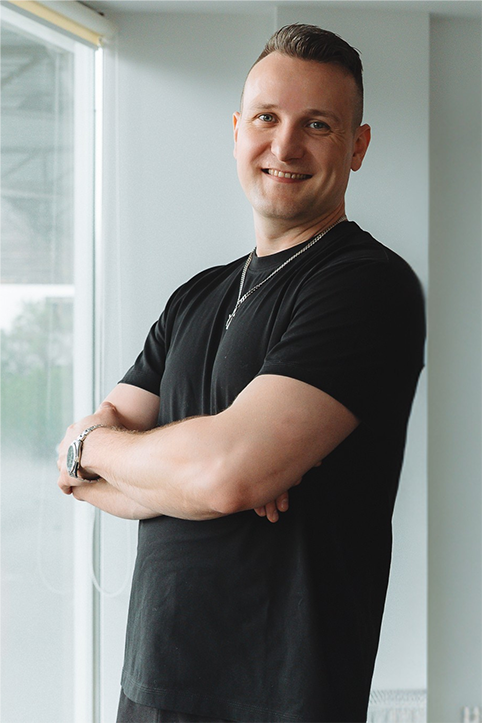 Fizjoterapeuta Przemysław Rojecki Właśnie Tu Białystok